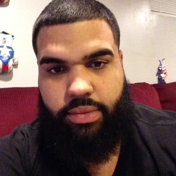 Meet your Posher, Guillermo - Picture 1 of 1